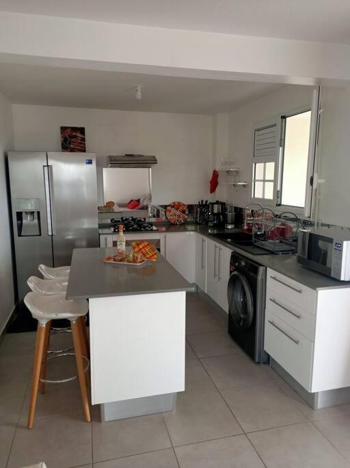 A 10Min De La Plage, Agreable Appartement Lumineux Le Robert Ngoại thất bức ảnh